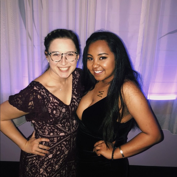 Meet your Posher, Caroline - Picture 2 of 6